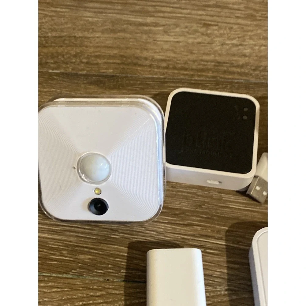 4 Blink Mini Plug-in Smart Security Surveillance Camera BCM00300U